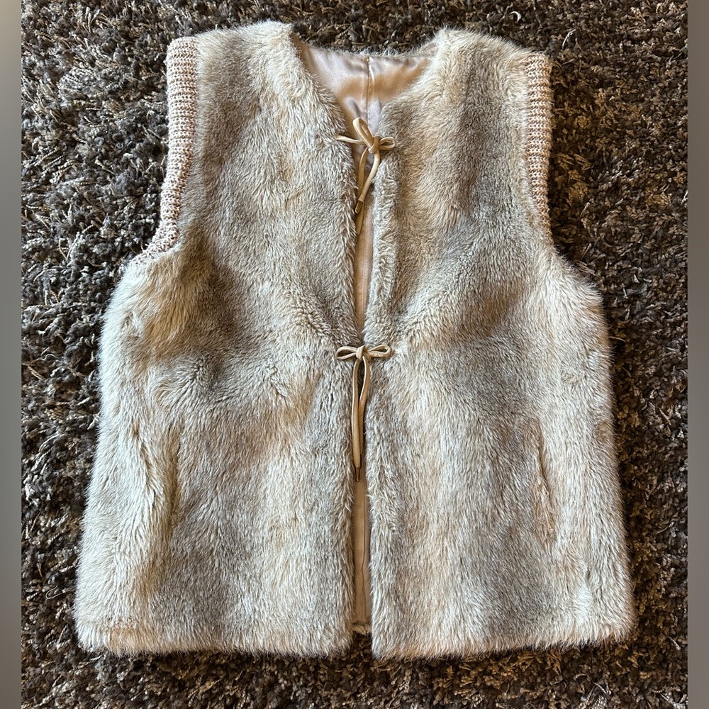 Vintage 1970’s Faux Fur Vest!